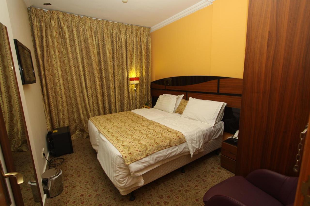 Al Saraya Ajyad Hotel Mecca Exterior foto